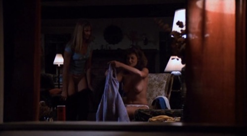 slumberpartymassacre-2.jpg