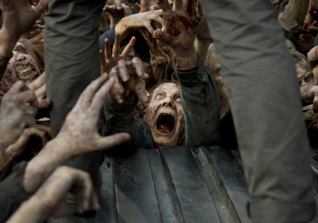 the-walking-dead-season-6-walkers-658px